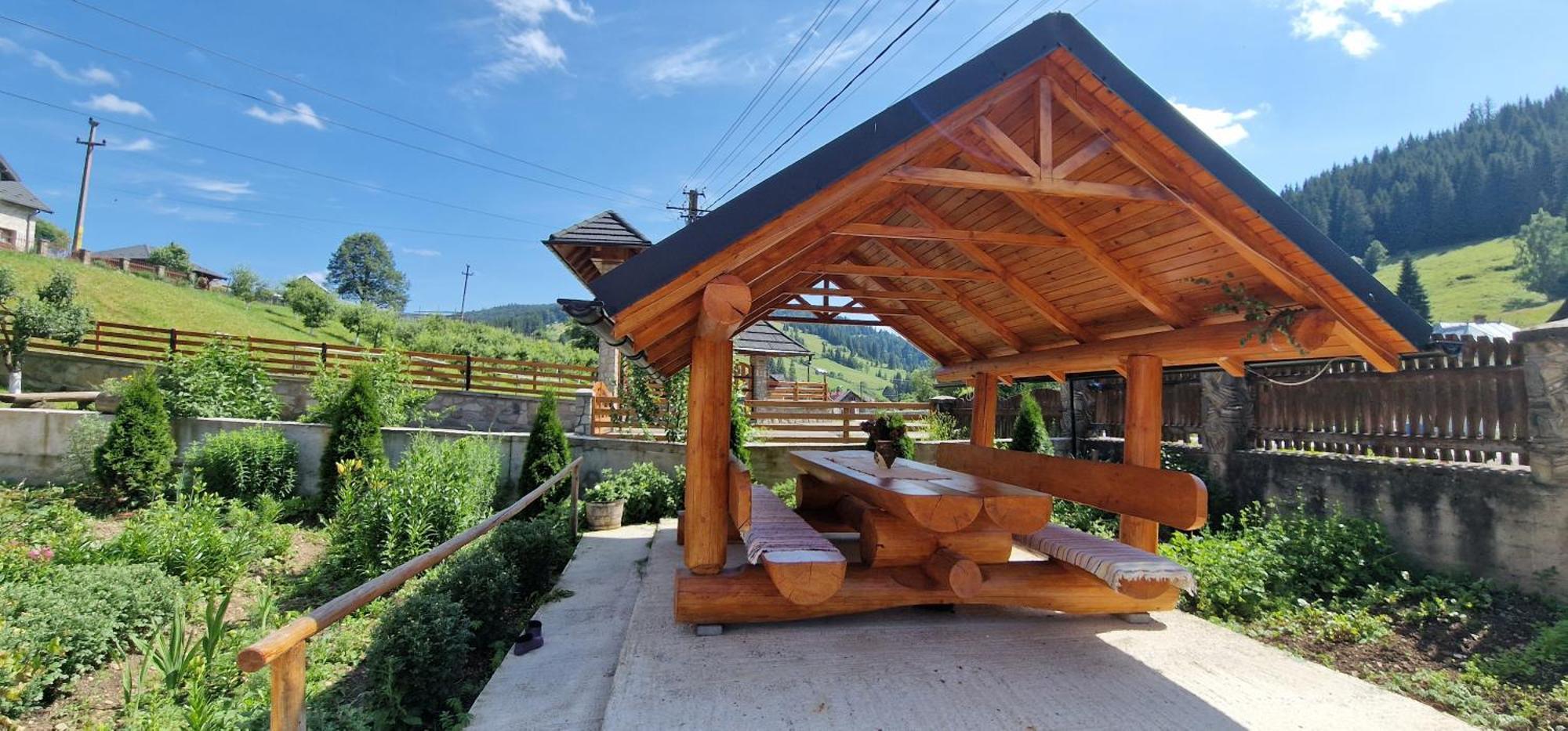 Casa Agroturistica Tarancuta Din Vatra Moldovitei Hotell Eksteriør bilde